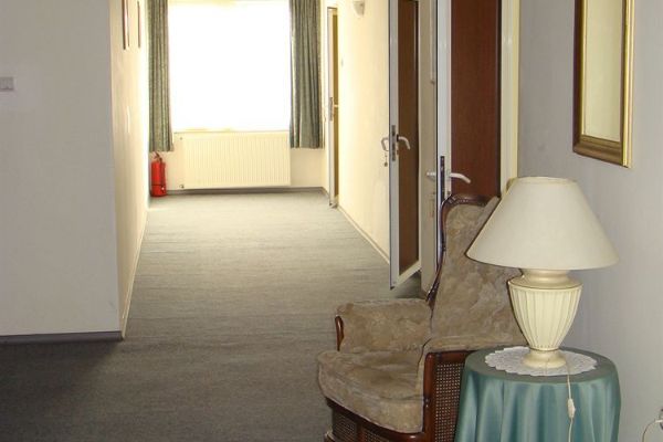 Hotel Mia (Borsa)